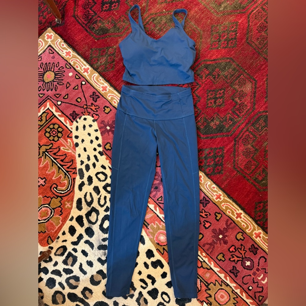 Blue workout two piece set - leggings and crop top